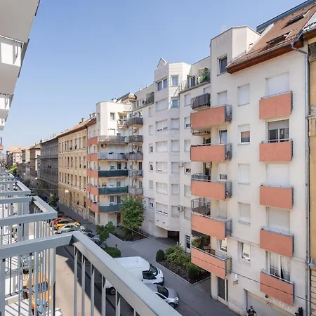 The Rose Garden Budapest Apartments Exterior photo